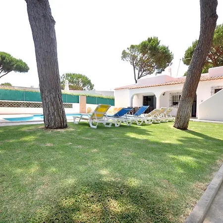 Villa The Is Simply And Traditionally Furnished And Is On One Level With A Large