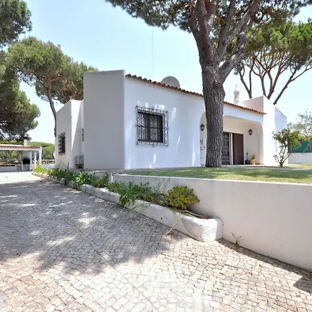 Villa The Is Simply And Traditionally Furnished And Is On One Level With A Large *