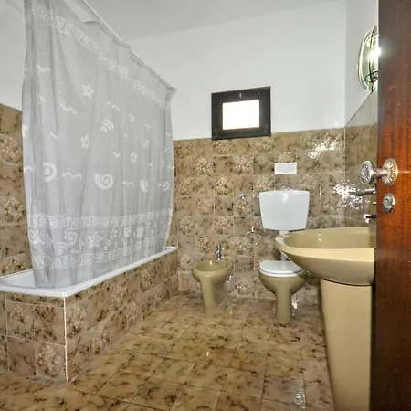 Villa The Is Simply And Traditionally Furnished And Is On One Level With A Large *