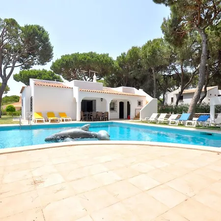 Villa The Is Simply And Traditionally Furnished And Is On One Level With A Large *